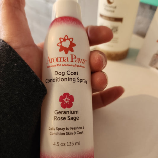 4.5 Oz. Dog Coat Spray Geranium Sage