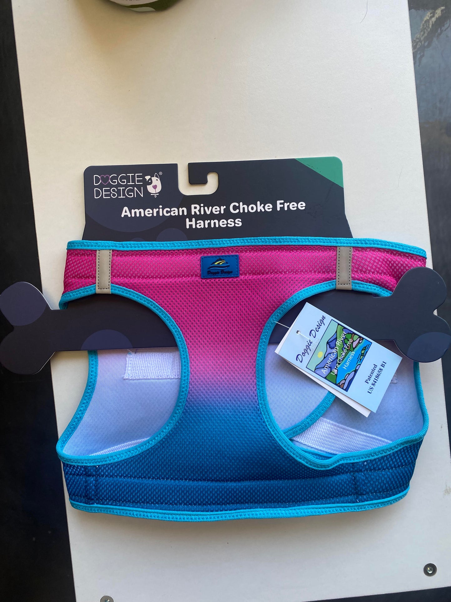 Doggie Design Choke Free Harness: Pink - Blue